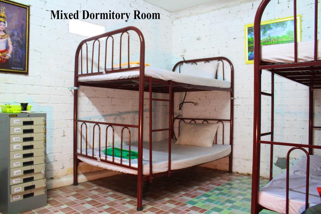 Sok San Hostel Siem Reap Buitenkant foto